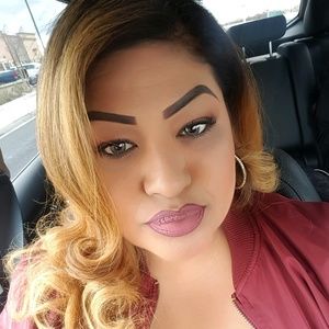 Meet your Posher, Annette